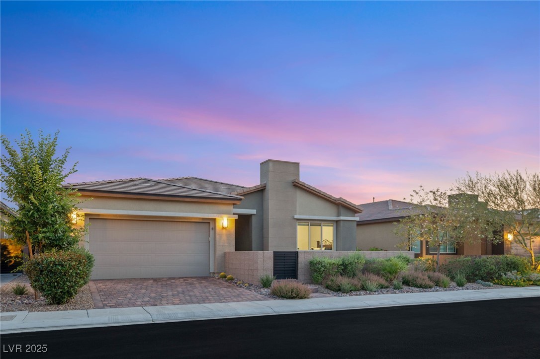 2069 Alto Vista Drive
