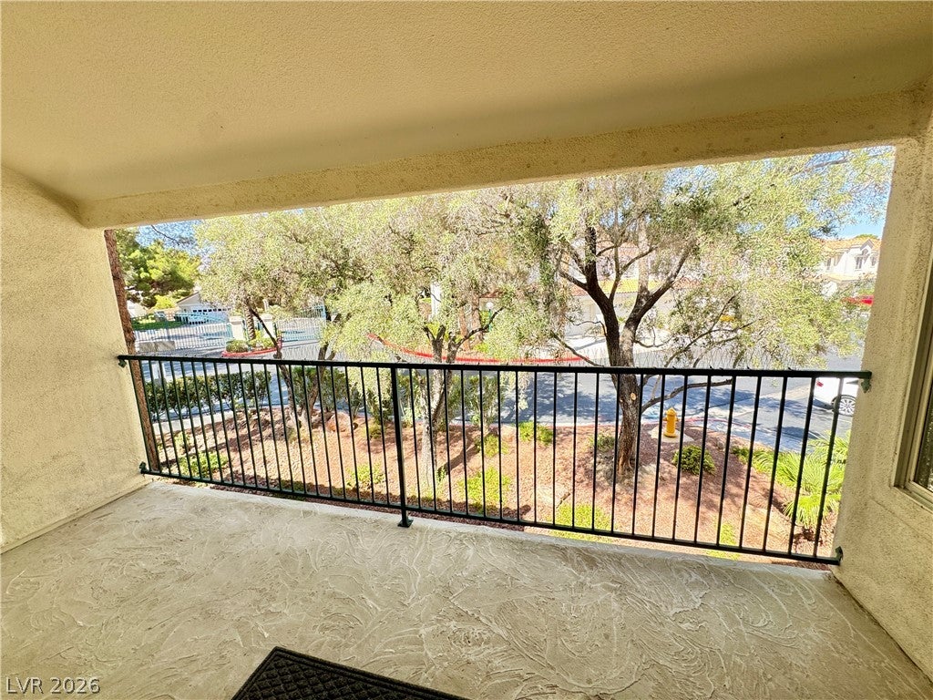 7652 Rolling View Drive 202