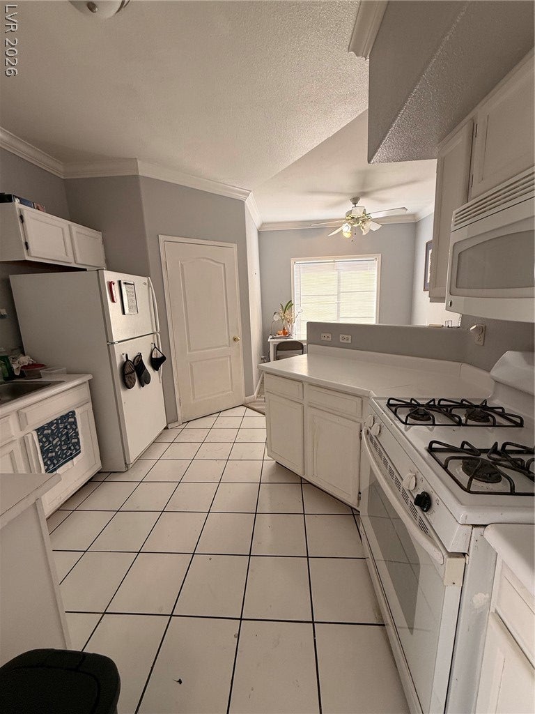 5525 W Flamingo Road 1003
