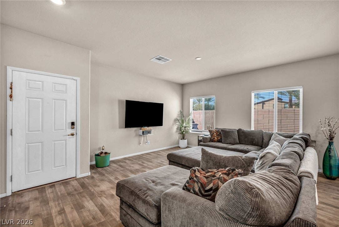 4426 Meadow Glade Avenue