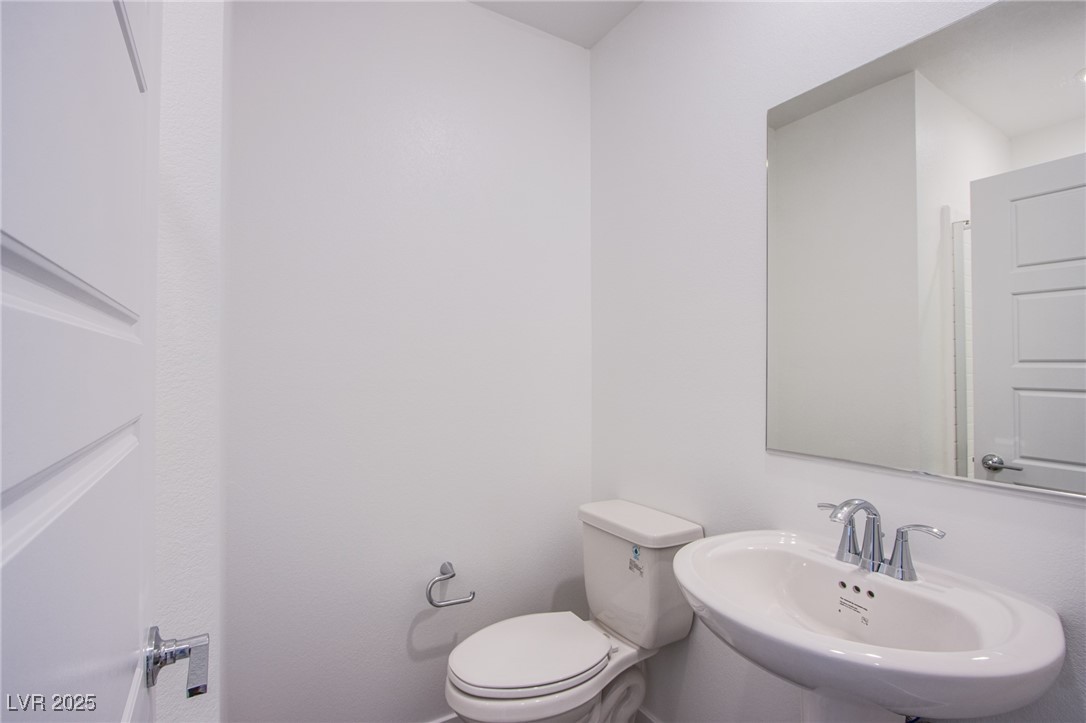 145 Aqua Commons Lane, Henderson, Nevada image 6