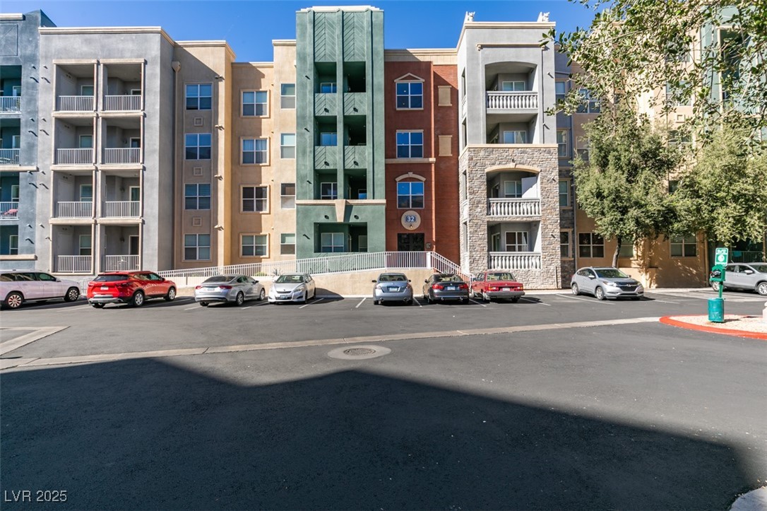 Las Vegas, Nevada 89123, United States, 2 Bedrooms Bedrooms, ,2 BathroomsBathrooms,Residential,Active,238281