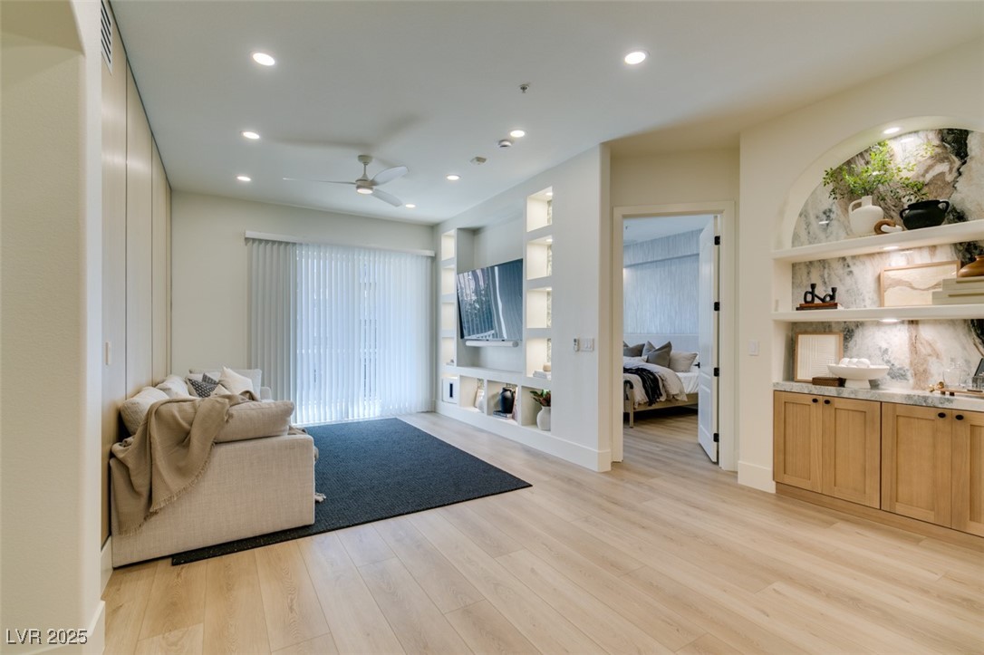 Las Vegas, Nevada 89123, United States, 2 Bedrooms Bedrooms, ,2 BathroomsBathrooms,Residential,Active,238281