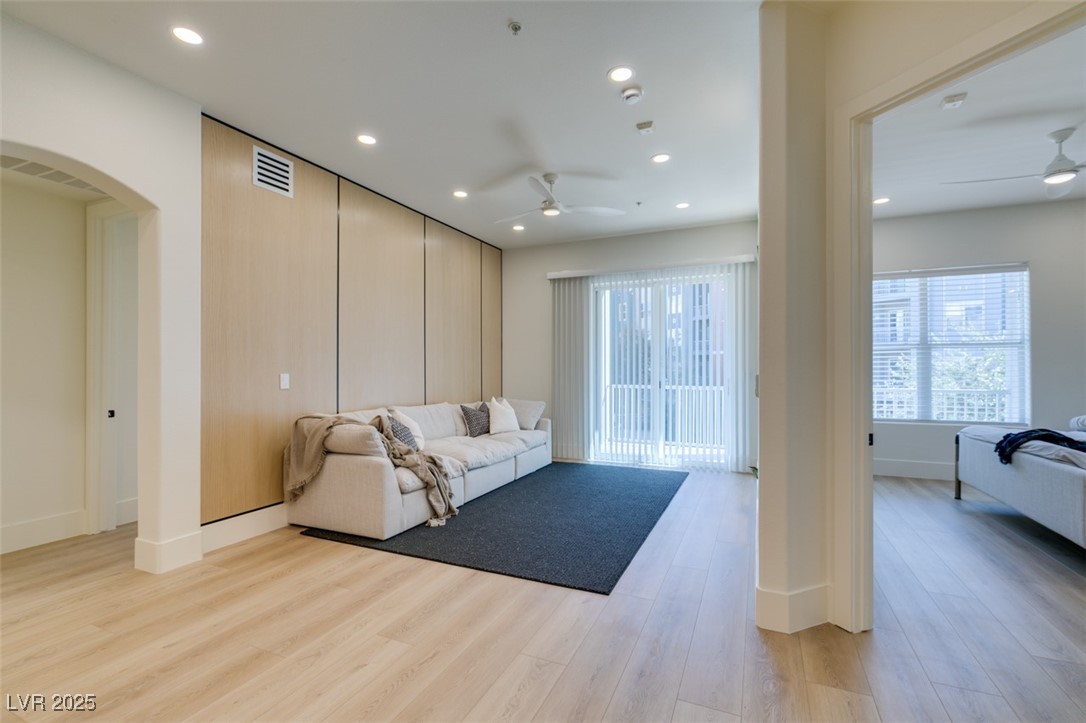 Las Vegas, Nevada 89123, United States, 2 Bedrooms Bedrooms, ,2 BathroomsBathrooms,Residential,Active,238281