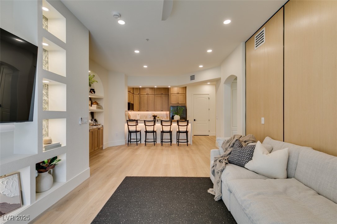 32 E Serene Avenue 207