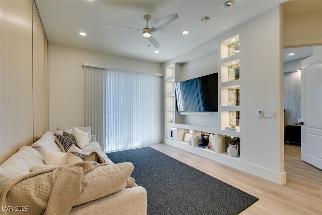 Las Vegas, Nevada 89123, United States, 2 Bedrooms Bedrooms, ,2 BathroomsBathrooms,Residential,Active,238281