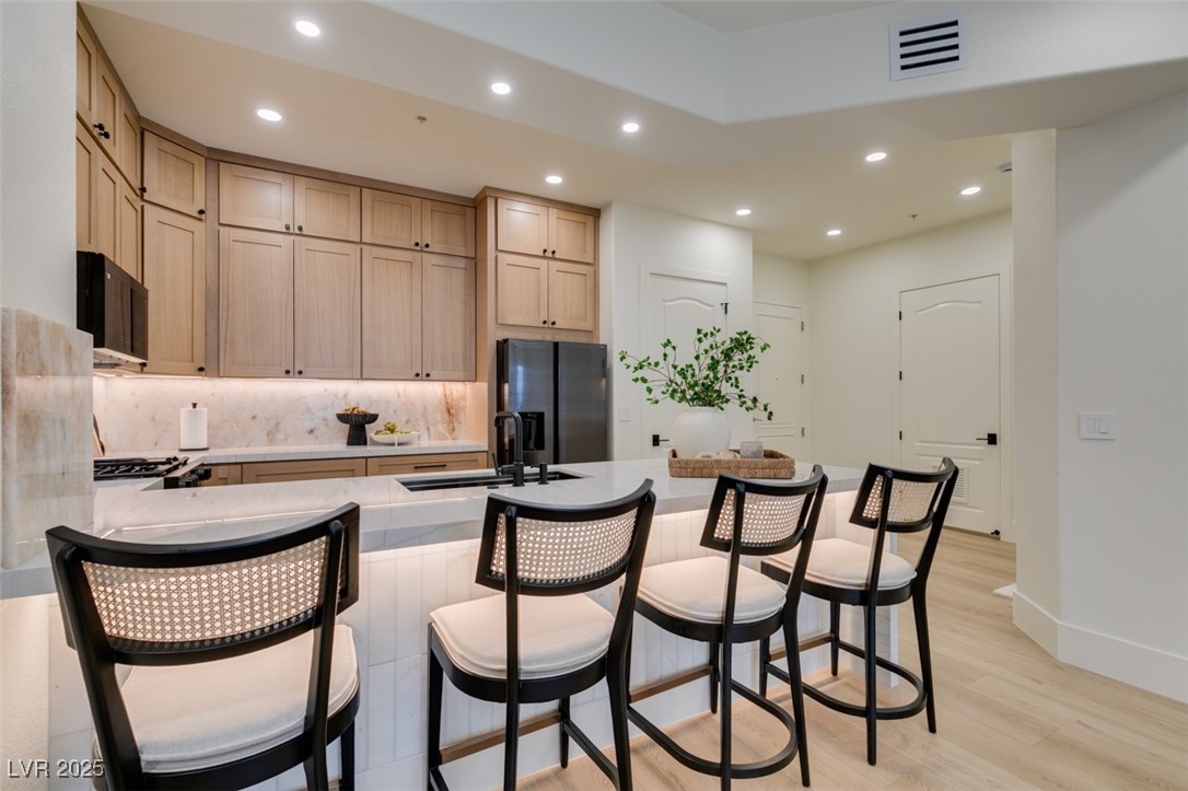 Las Vegas, Nevada 89123, United States, 2 Bedrooms Bedrooms, ,2 BathroomsBathrooms,Residential,Active,238281