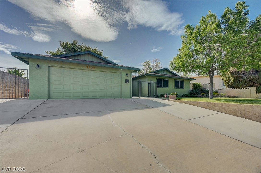 1320 Gloria Lane
