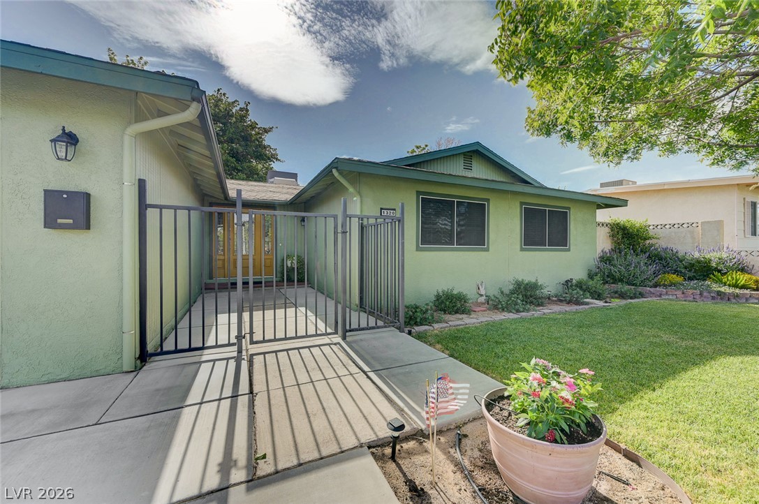 1320 Gloria Lane