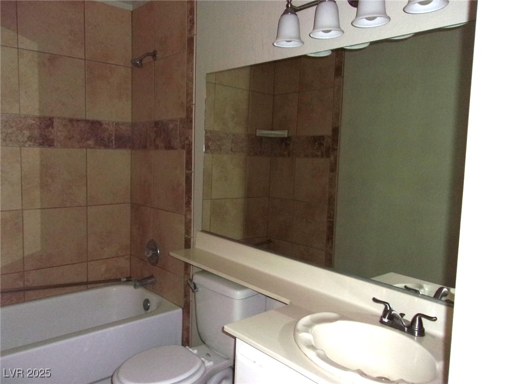 2232 Aspen Mirror Way #103, Laughlin, Nevada image 6
