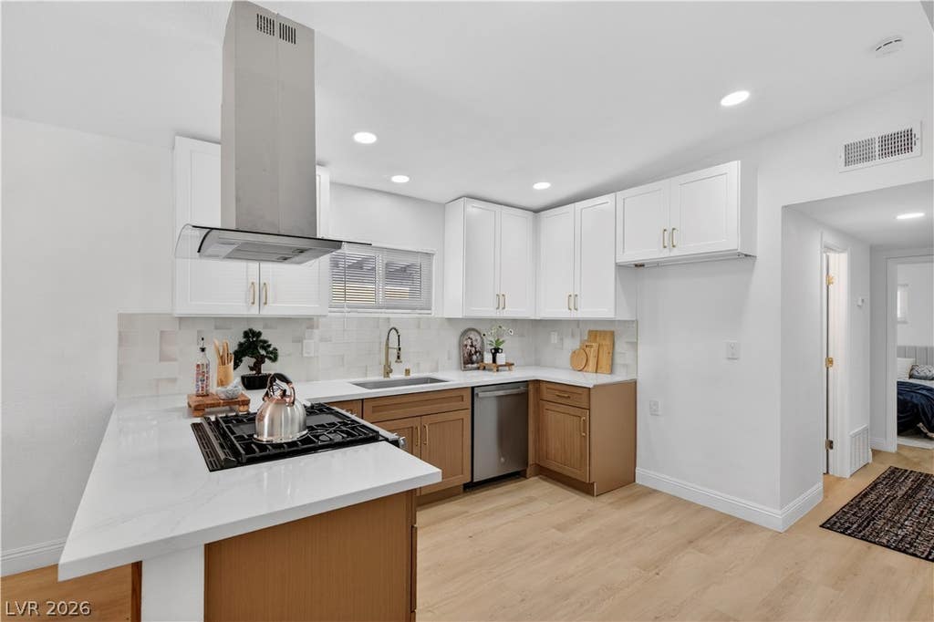 Photo of 4900 Santo Avenue, Las Vegas, NV 89108 (MLS # 2788663)