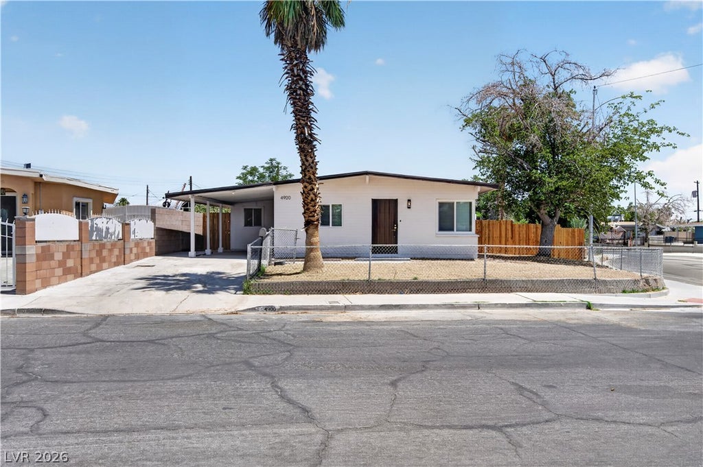 Photo of 4900 Santo Avenue, Las Vegas, NV 89108 (MLS # 2788663)