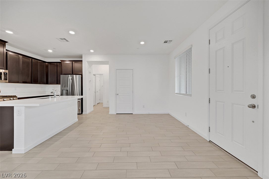 5730 Sky Pointe Drive 169
