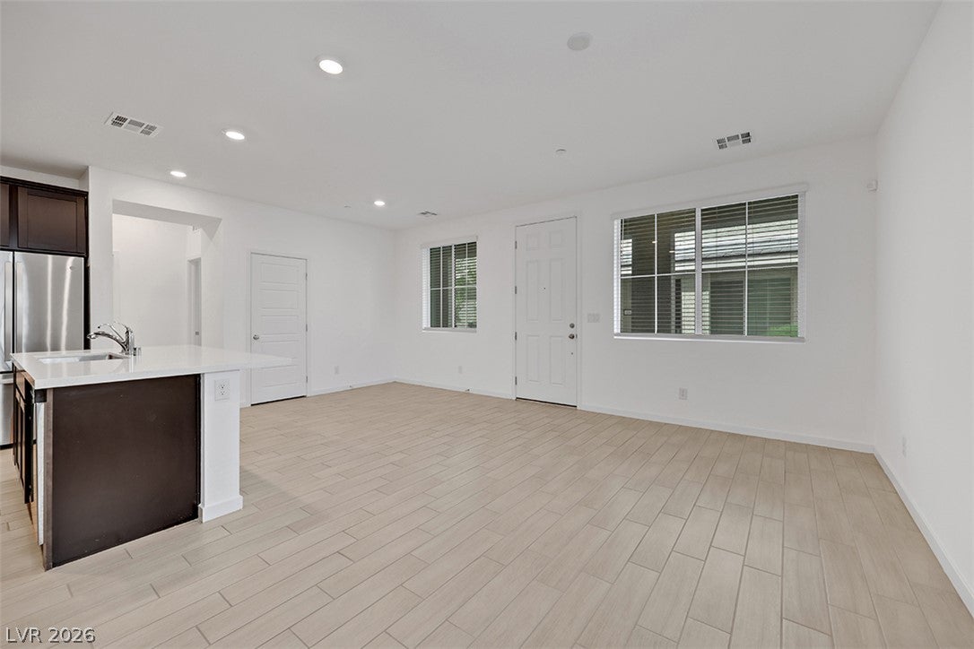 5730 Sky Pointe Drive 169