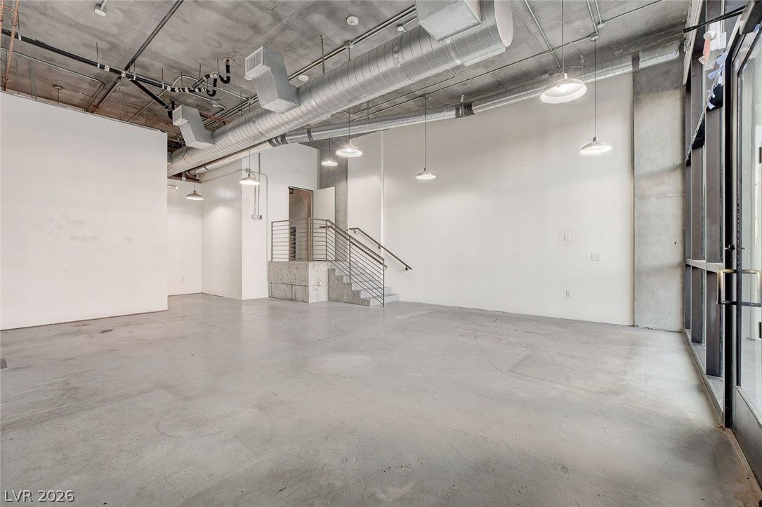 353 E Bonneville Avenue 181/281