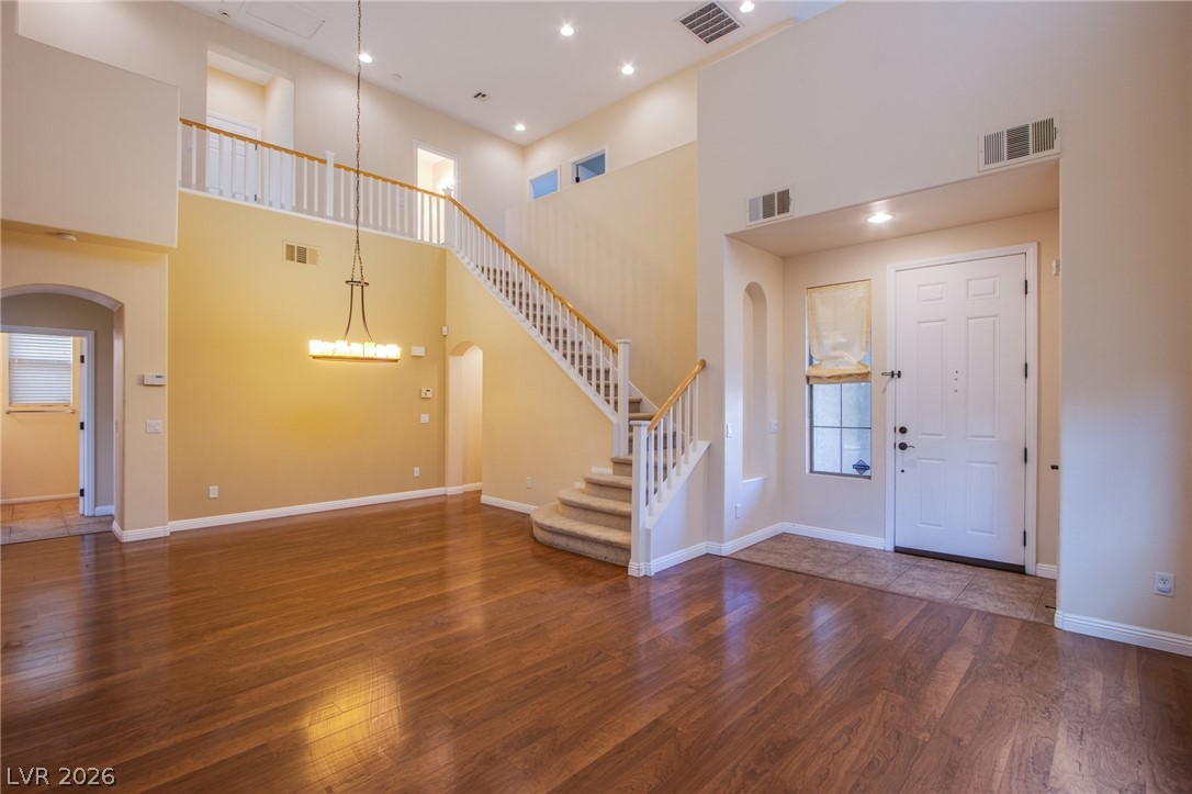 11245 Newbury Hills Avenue