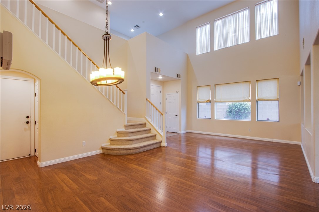 11245 Newbury Hills Avenue