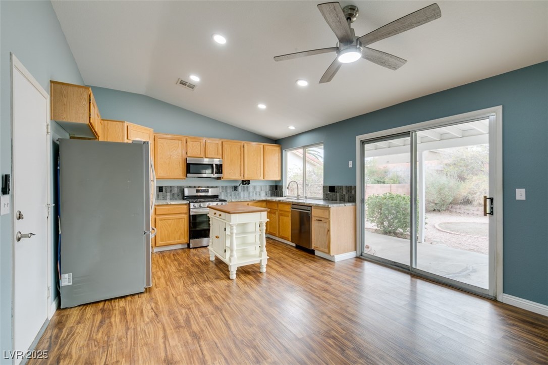 709 Heritage Point Drive, Henderson, Nevada image 17