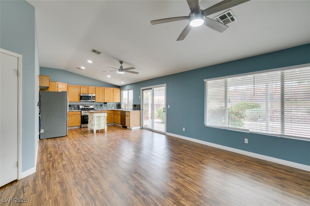 709 Heritage Point Drive, Henderson, Nevada image 7