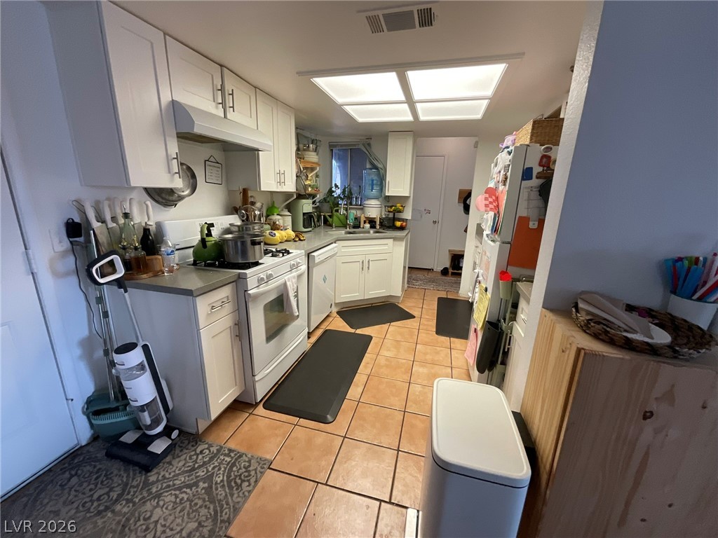 707 Honeybee Court