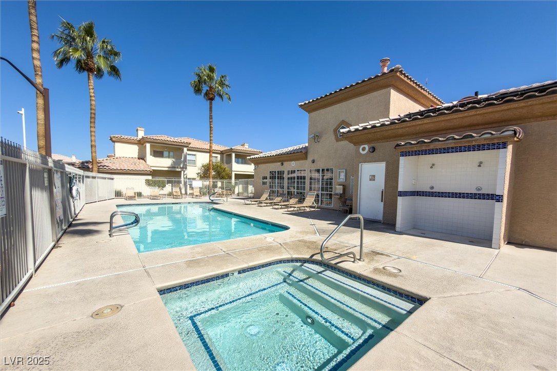 Las Vegas, Nevada 89108, United States, 2 Bedrooms Bedrooms, ,2 BathroomsBathrooms,Residential,Active,220616