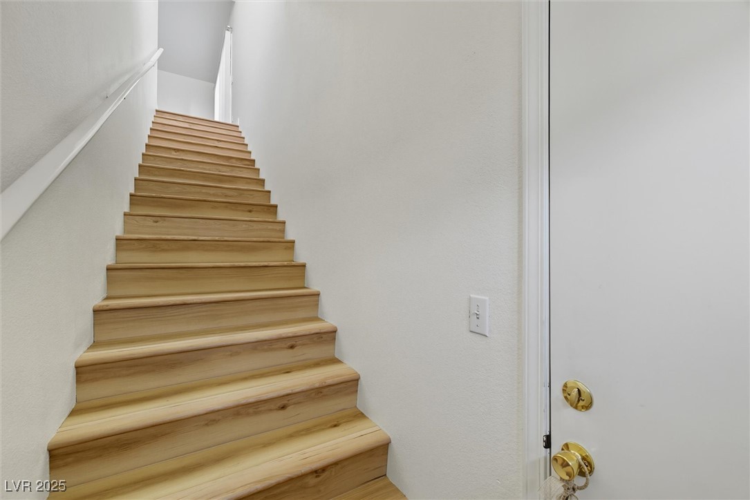 Las Vegas, Nevada 89108, United States, 2 Bedrooms Bedrooms, ,2 BathroomsBathrooms,Residential,Active,220616