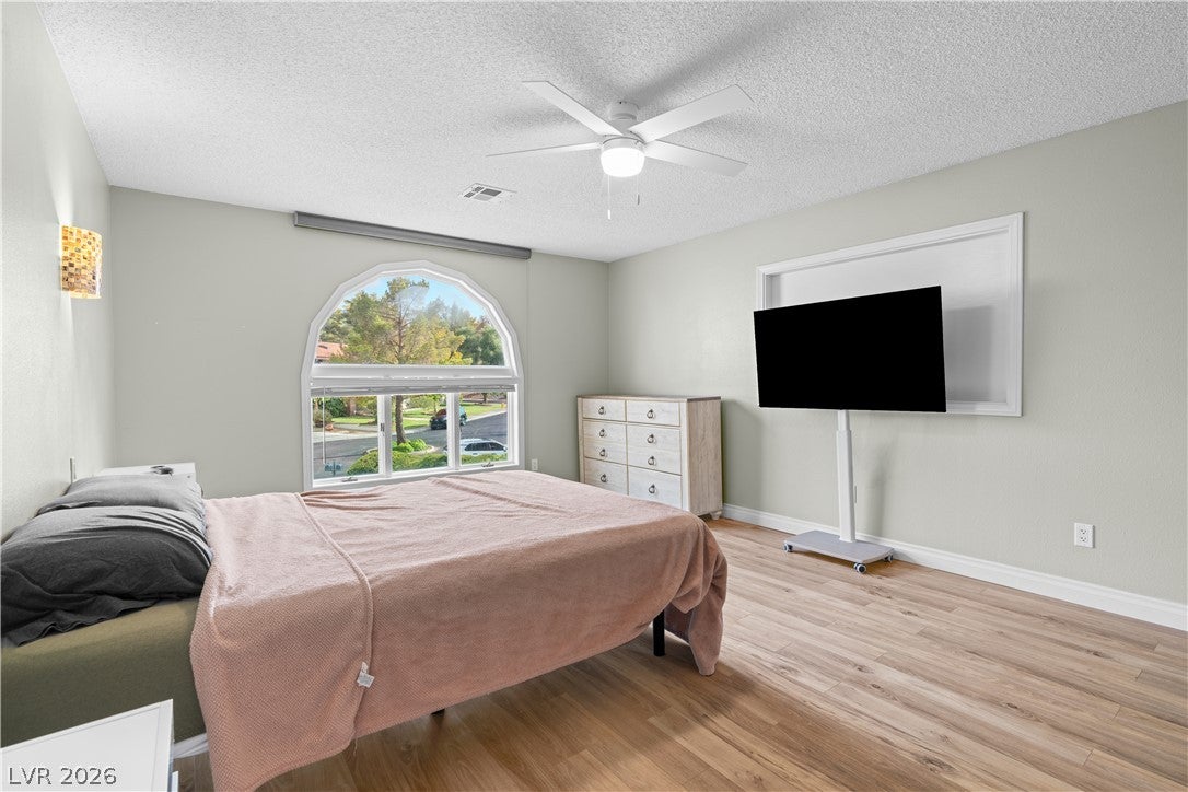 18 Hummingbird Circle