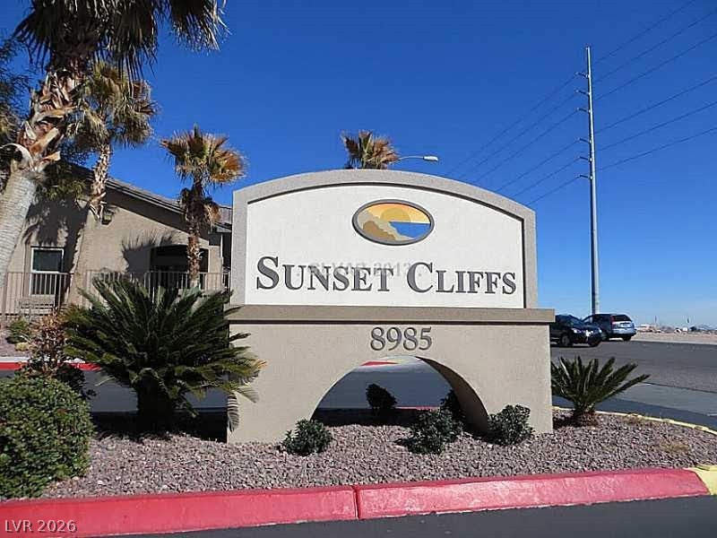 8985 S DURANGO Drive 2127