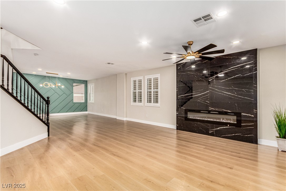 2424 Manchester Bay Avenue