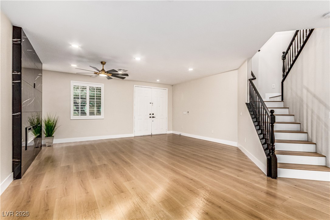 2424 Manchester Bay Avenue