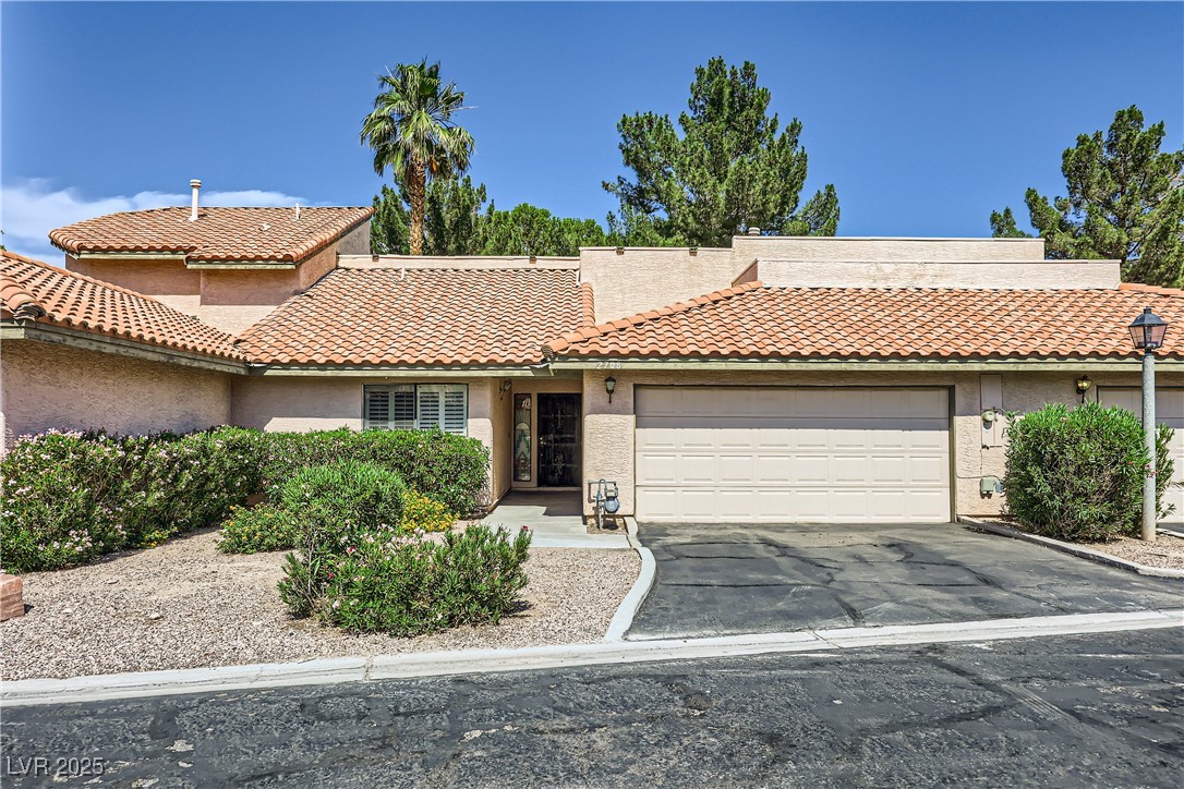 2708 Campo Verde Drive, Las Vegas, Nevada image 1