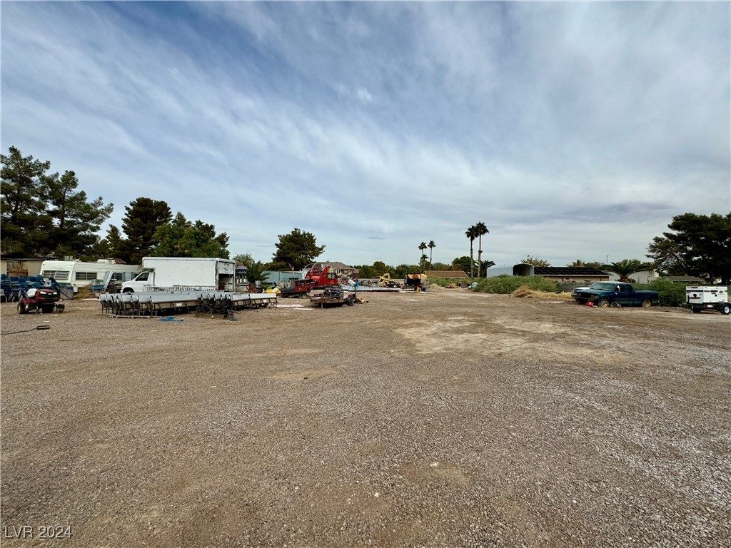 6010 Annie Oakley Drive, Las Vegas, Nevada image 18