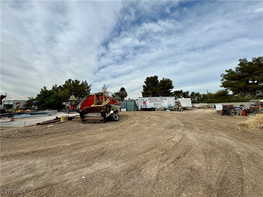 6010 Annie Oakley Drive, Las Vegas, Nevada image 24