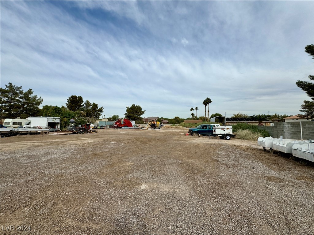 6010 Annie Oakley Drive, Las Vegas, Nevada image 21
