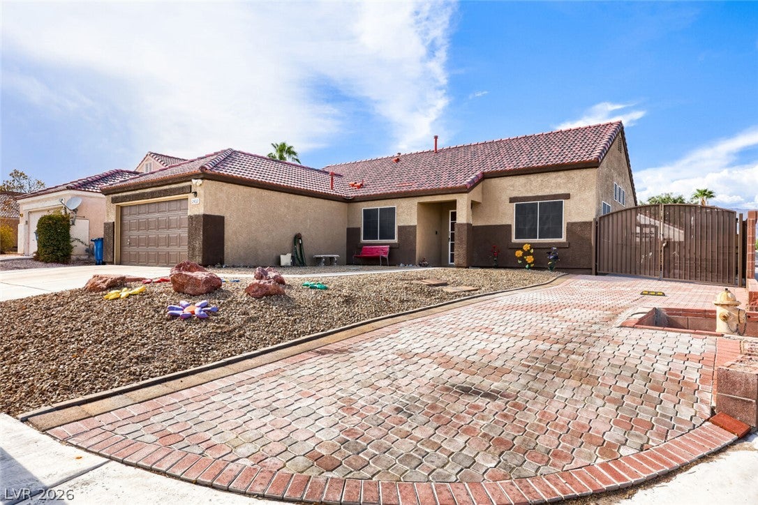 2402 White Sails Court