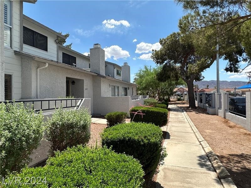 1629 Justin Court 1629