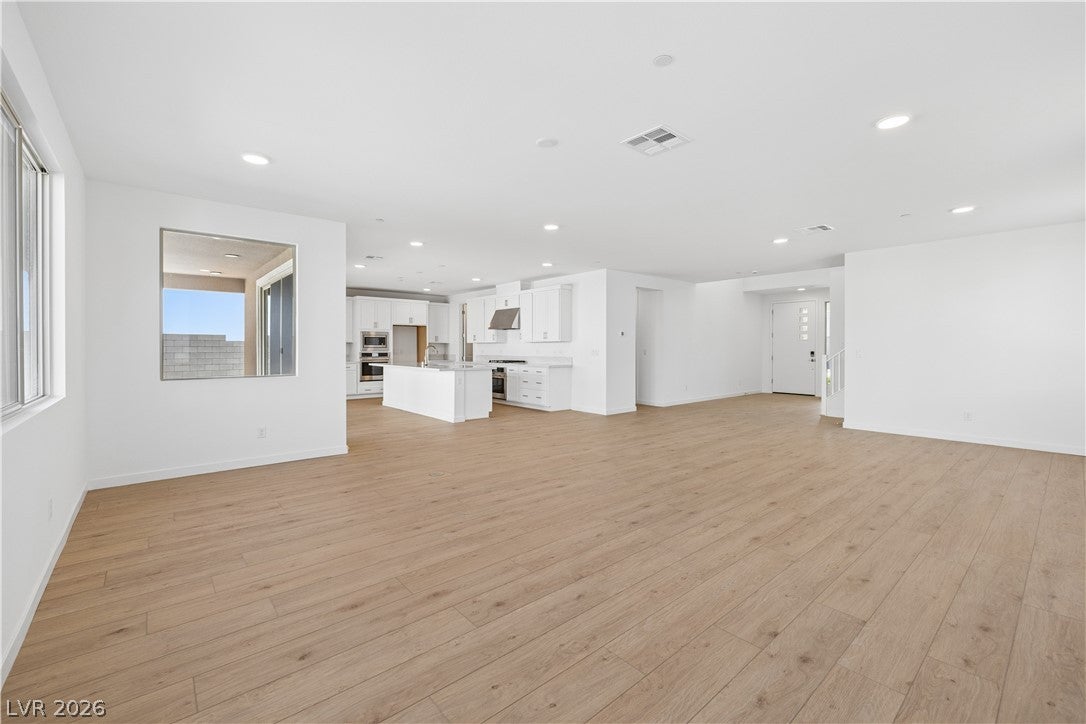 61 Bellissima Lago Court