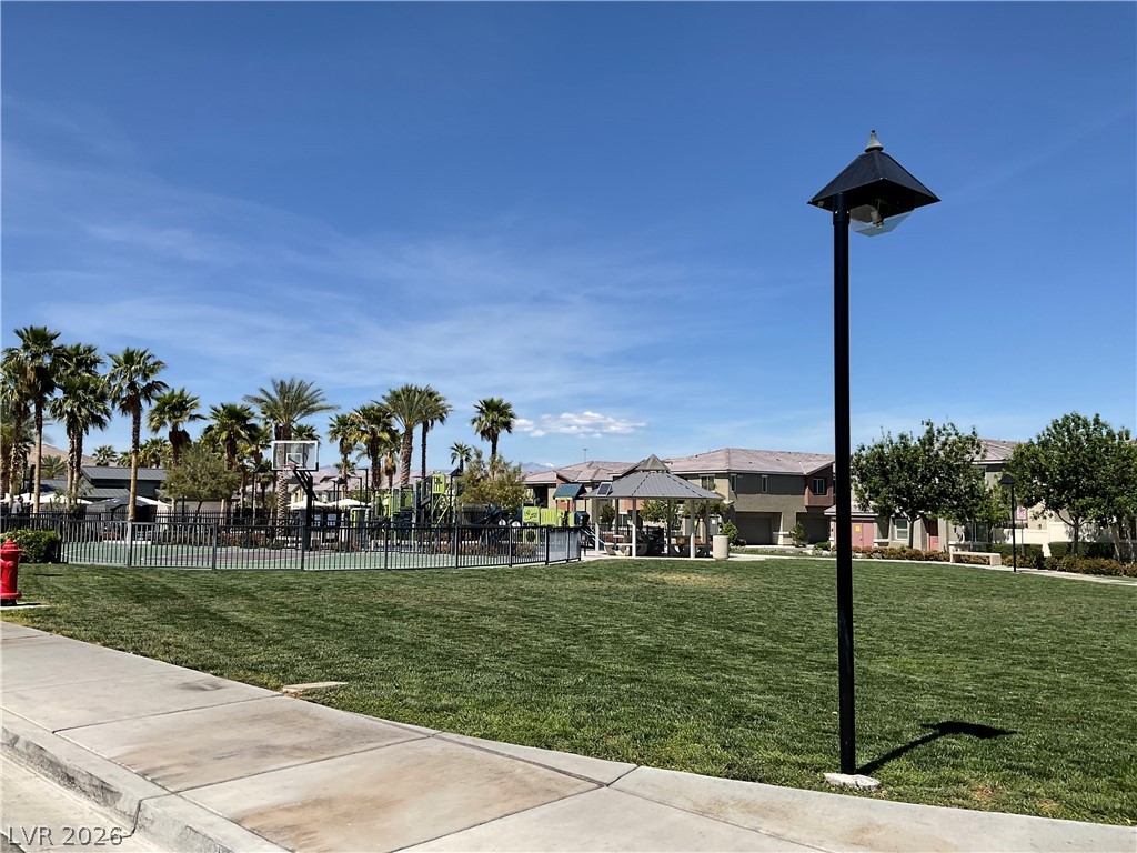 2709 Yellow Blaze Way 1