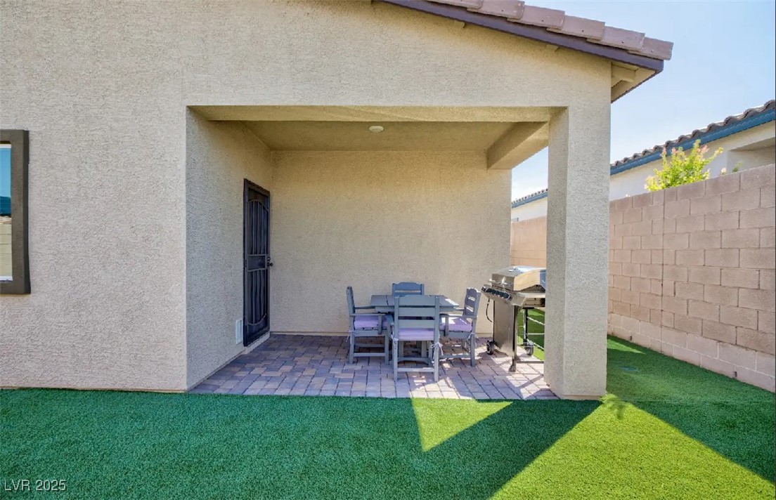 Henderson, Nevada 89044, United States, 3 Bedrooms Bedrooms, ,2 BathroomsBathrooms,Residential,Active,214700