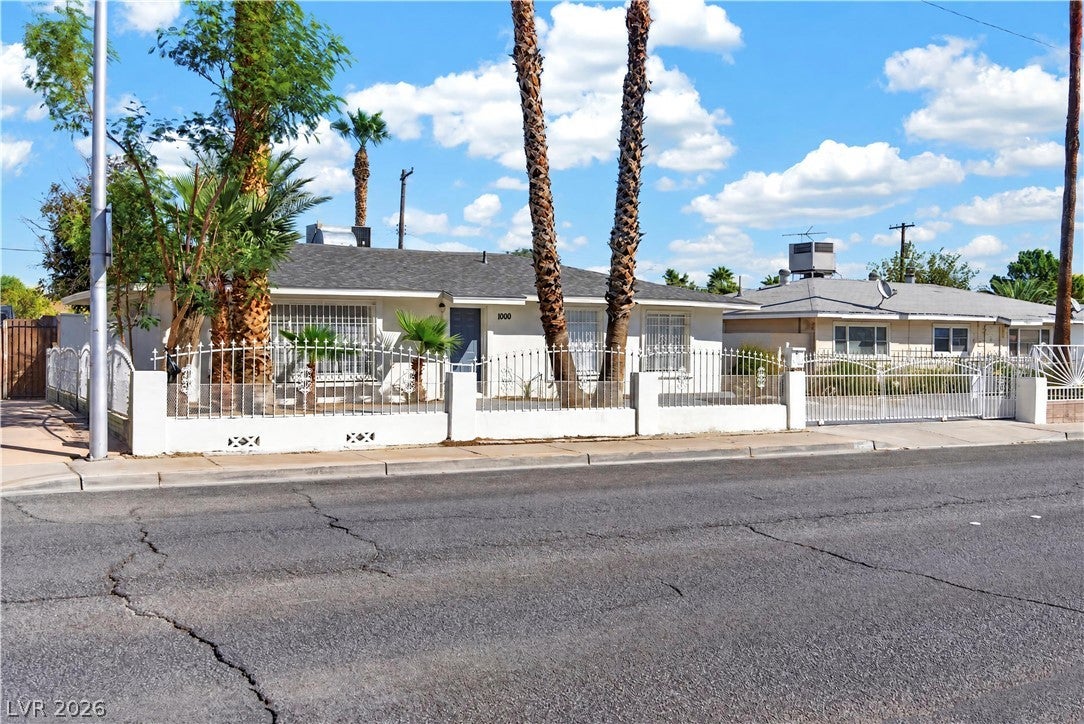 1000 E Owens Avenue