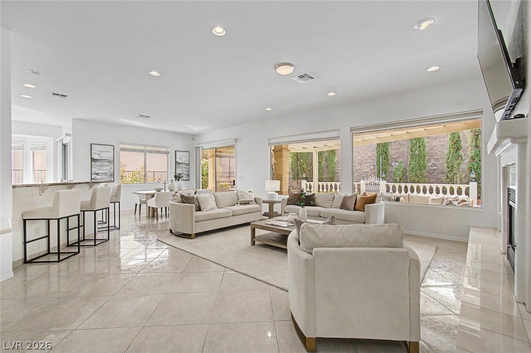 1616 Bontemps Court
