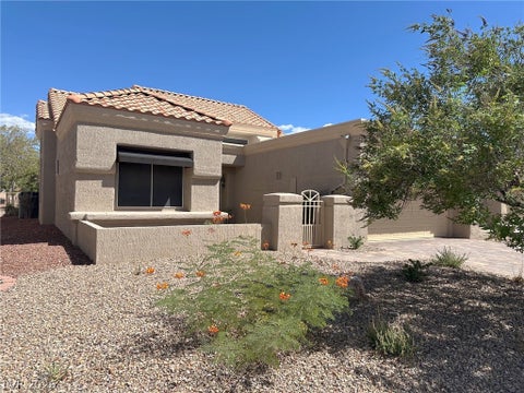 Photo of 2428 Desert Butte Drive, Las Vegas, NV 89134 (MLS # 2818593)