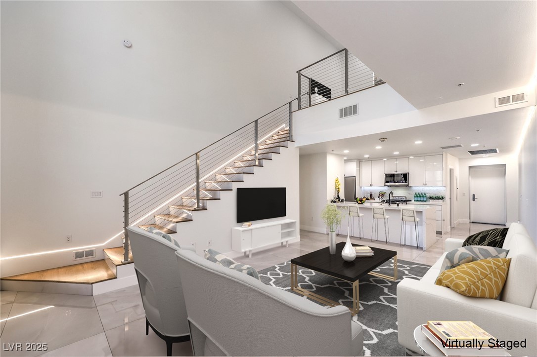 4515 Dean Martin Drive 201