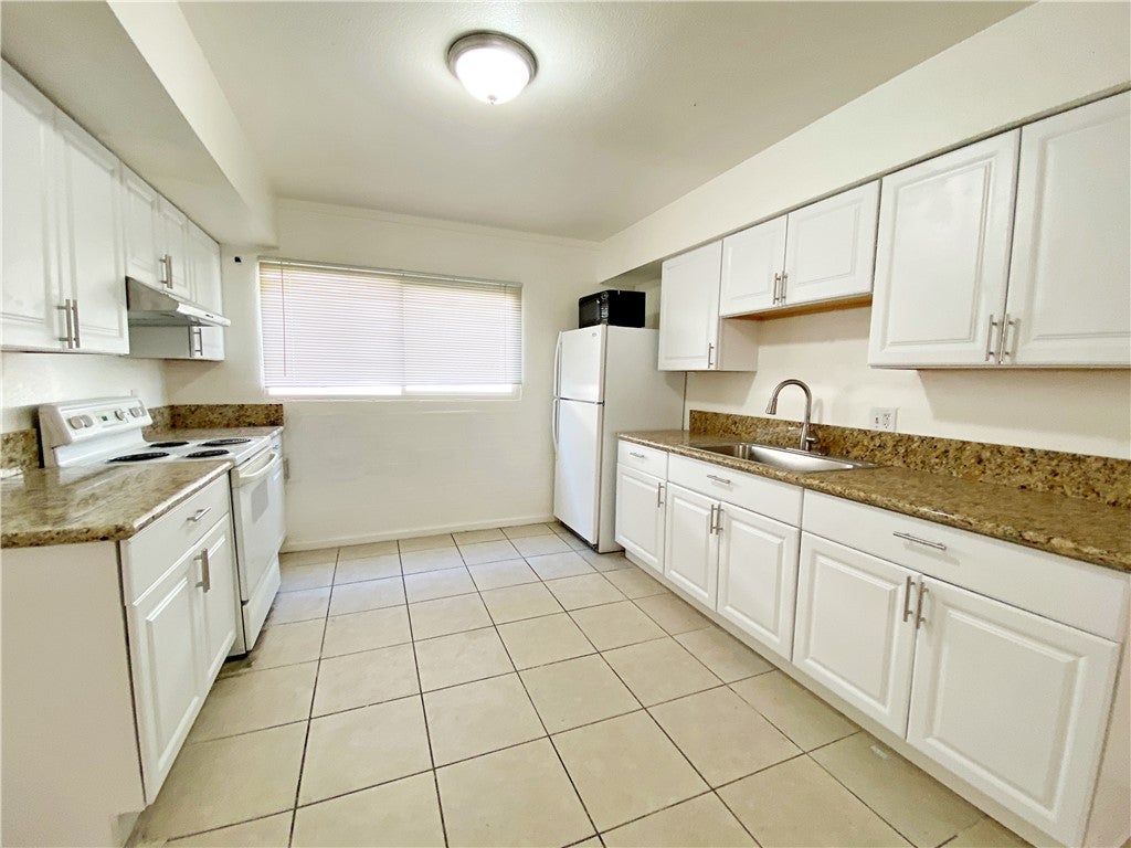 1904 Rexford Drive 3