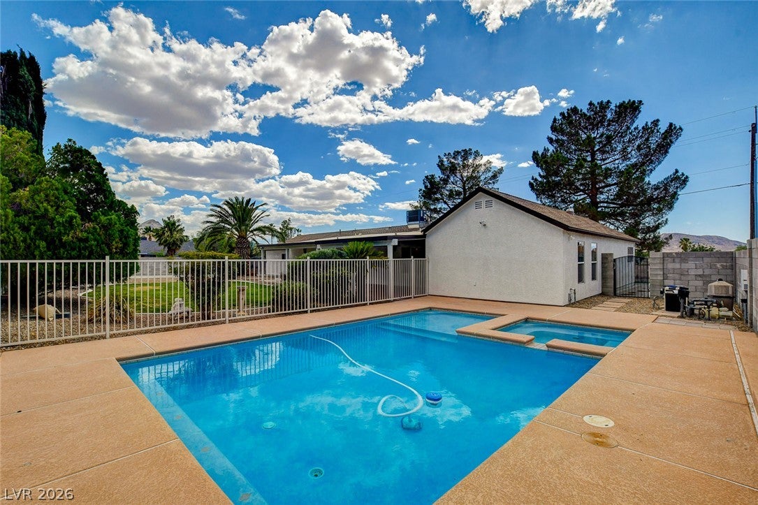 1810 Pinto Road