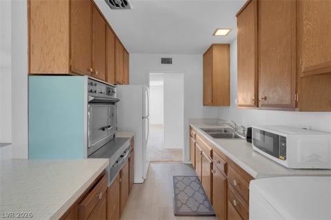 Tiny photo for 3560 Regents Circle, Las Vegas, NV 89121 (MLS # 2793201)