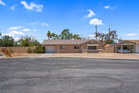 Tiny photo for 3560 Regents Circle, Las Vegas, NV 89121 (MLS # 2793201)