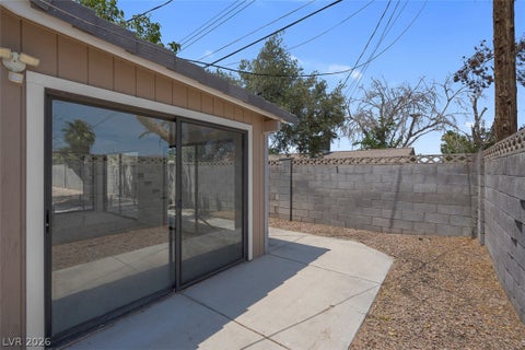 Tiny photo for 3560 Regents Circle, Las Vegas, NV 89121 (MLS # 2793201)