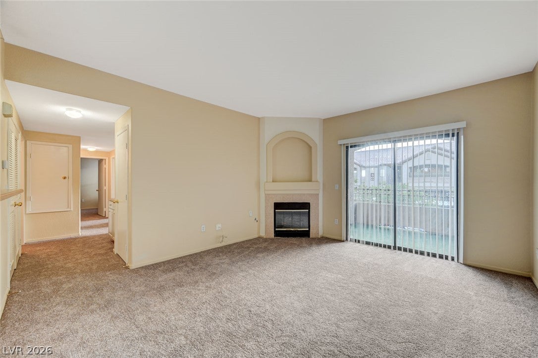 8250 N GRAND CANYON Drive 2093