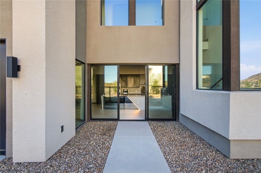 17 Promenade Isle Lane